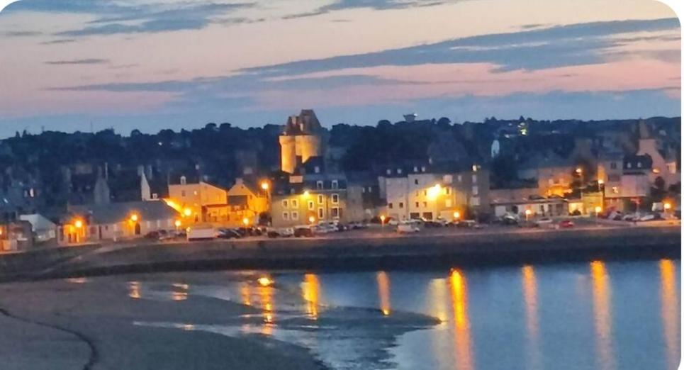 Nid De Corsaire, Vue & Acces * Saint-Malo